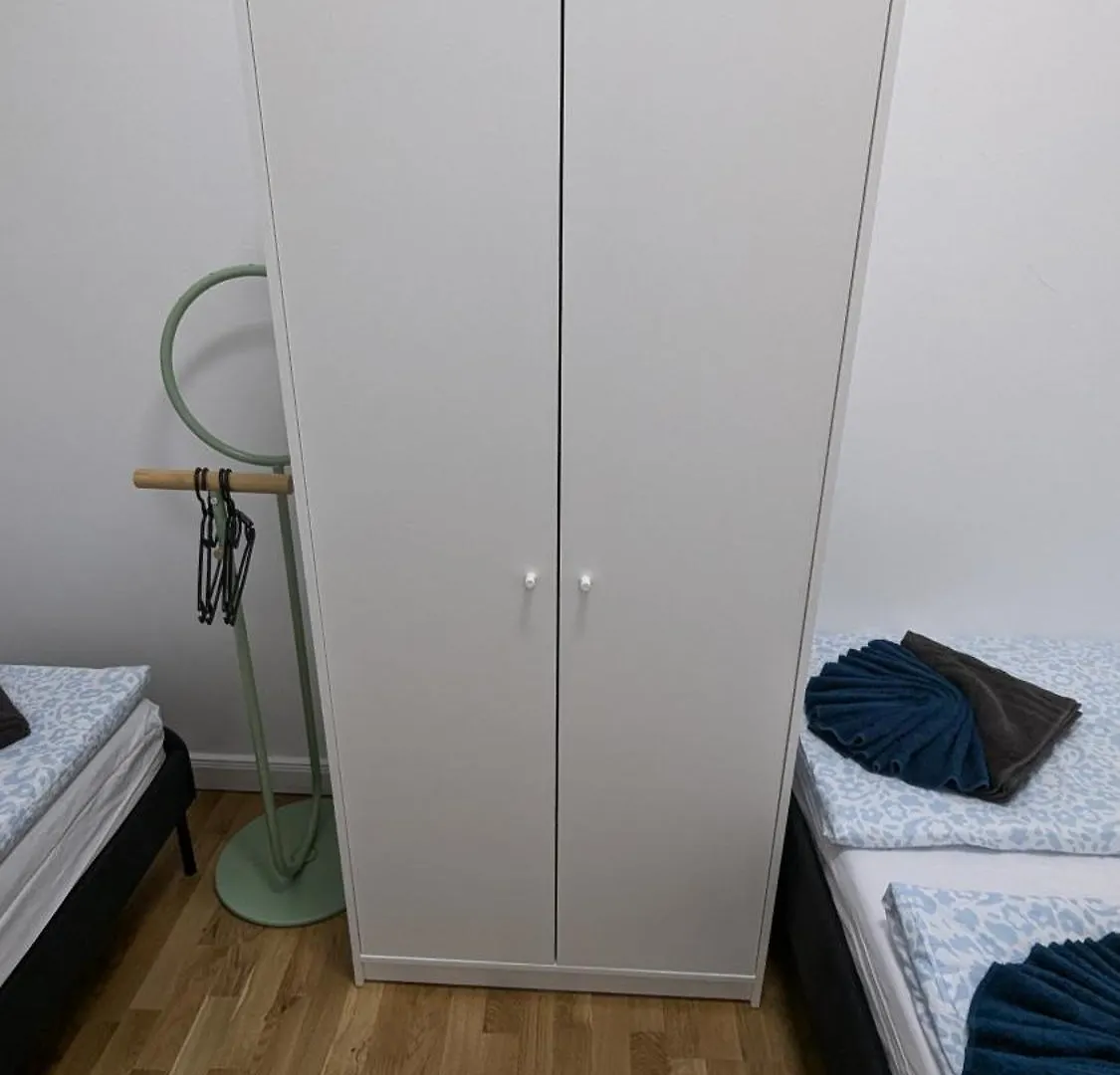 Spacious Apartment In A Lively Area Vienna